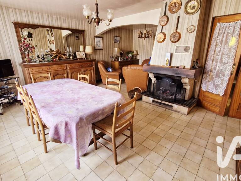 Vente Maison/villa 9 pièces — photo 1