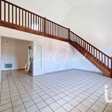 Appartement 4 pièces 219000 €