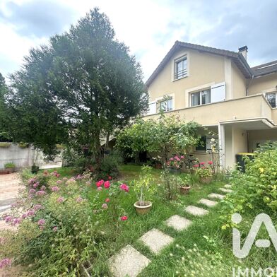 Maison 8 pièces 722999 €