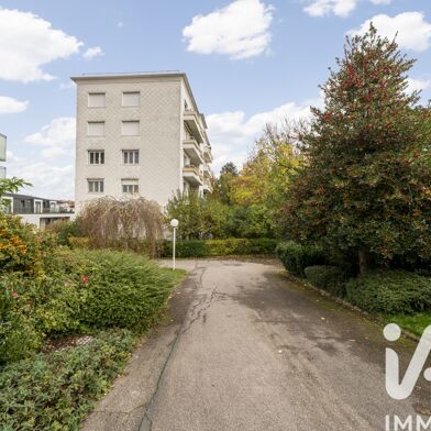 Appartement 4 pièces 220000 €