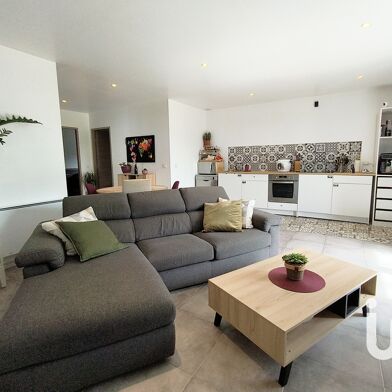 Immeuble  260000 €