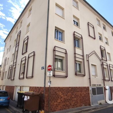 Appartement 3 pièces 180000 €