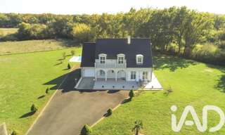 Maison 5 Pièces 190 m² à vendre à La Chapelle-Hugon (18150)