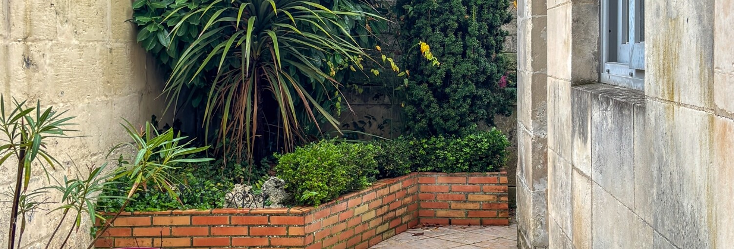 Maison 5 Pièces 132 m² à vendre à Saintes (17100)