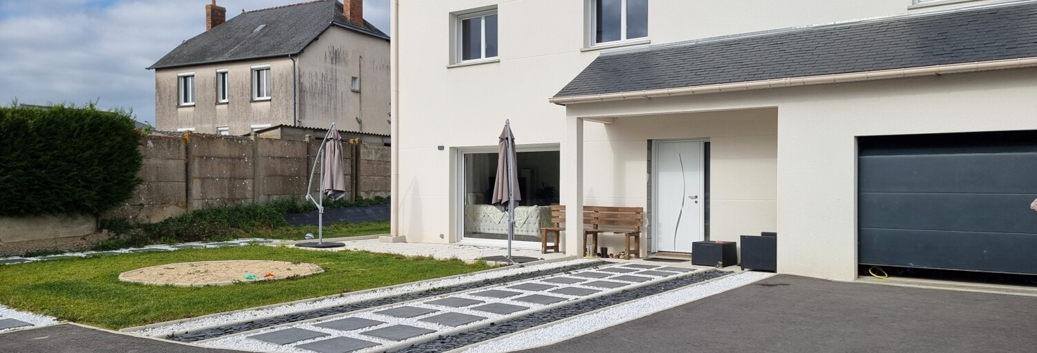 Maison 7 Pièces 187 m² à vendre à Saulnières (35320)