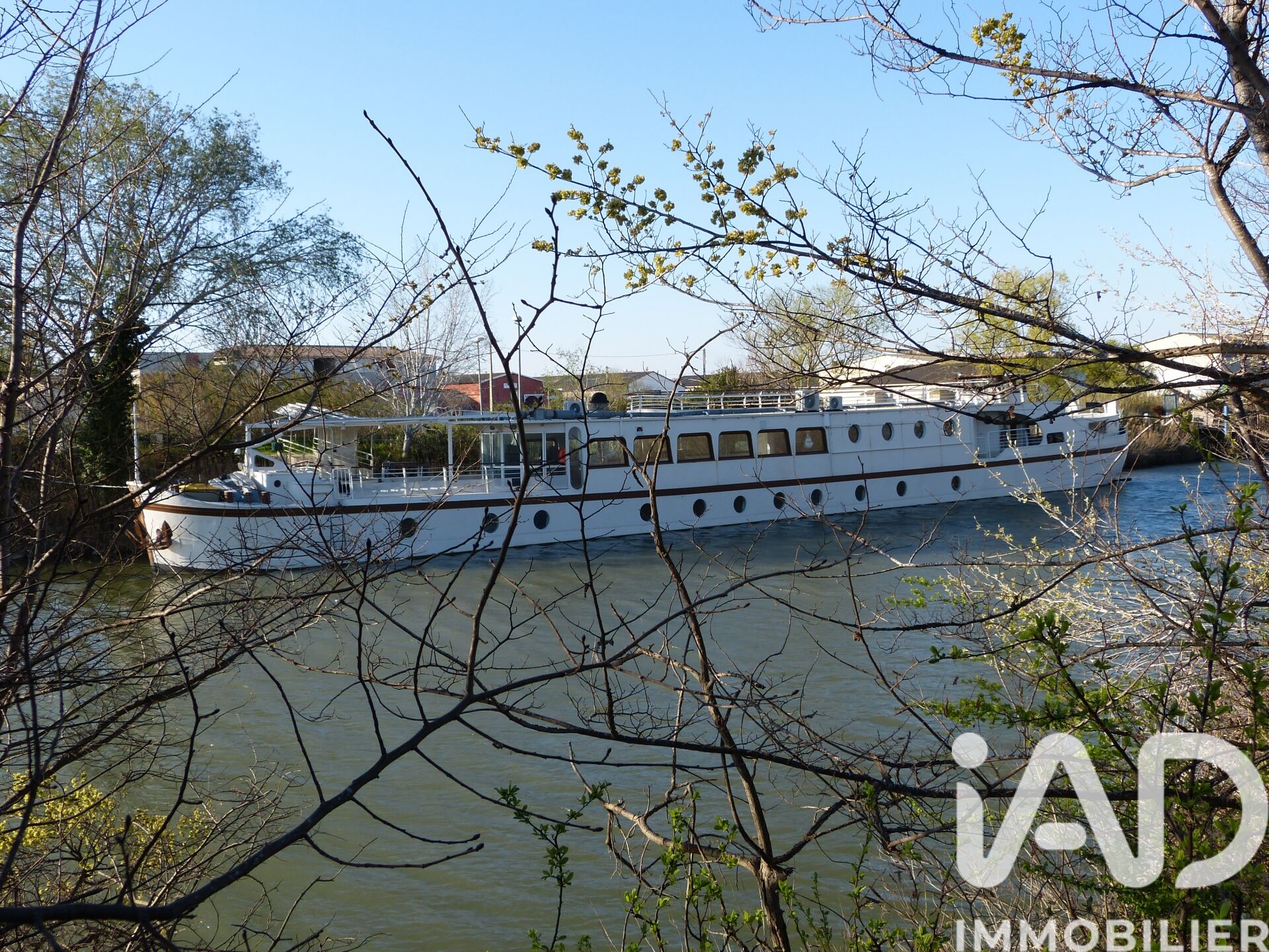 Arles - 300m² - 8p. - 7ch.