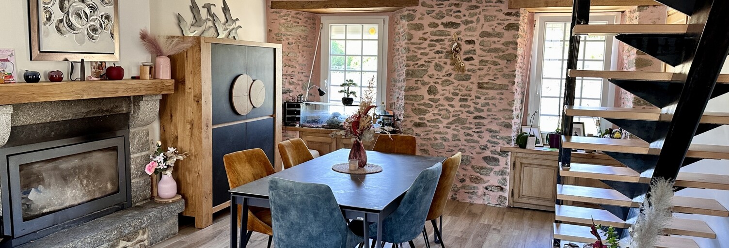 Maison 8 Pièces 200 m² à vendre à La Vendelée (50200)