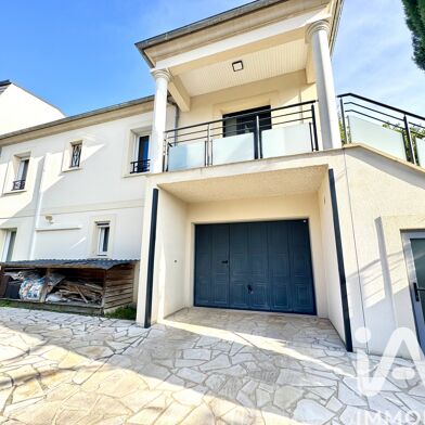 Maison 8 pièces 589000 €