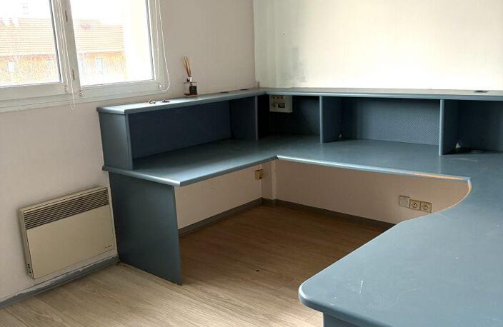 Vente Bureaux 156 m&sup2; — photo 2