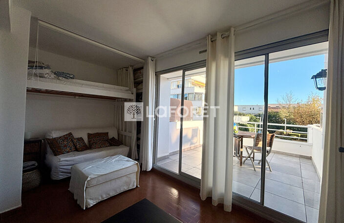 Appartement CARNON , Place de Parking et GARAGE — photo 5