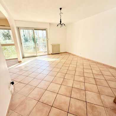 Appartement 4 pièces 185000 €