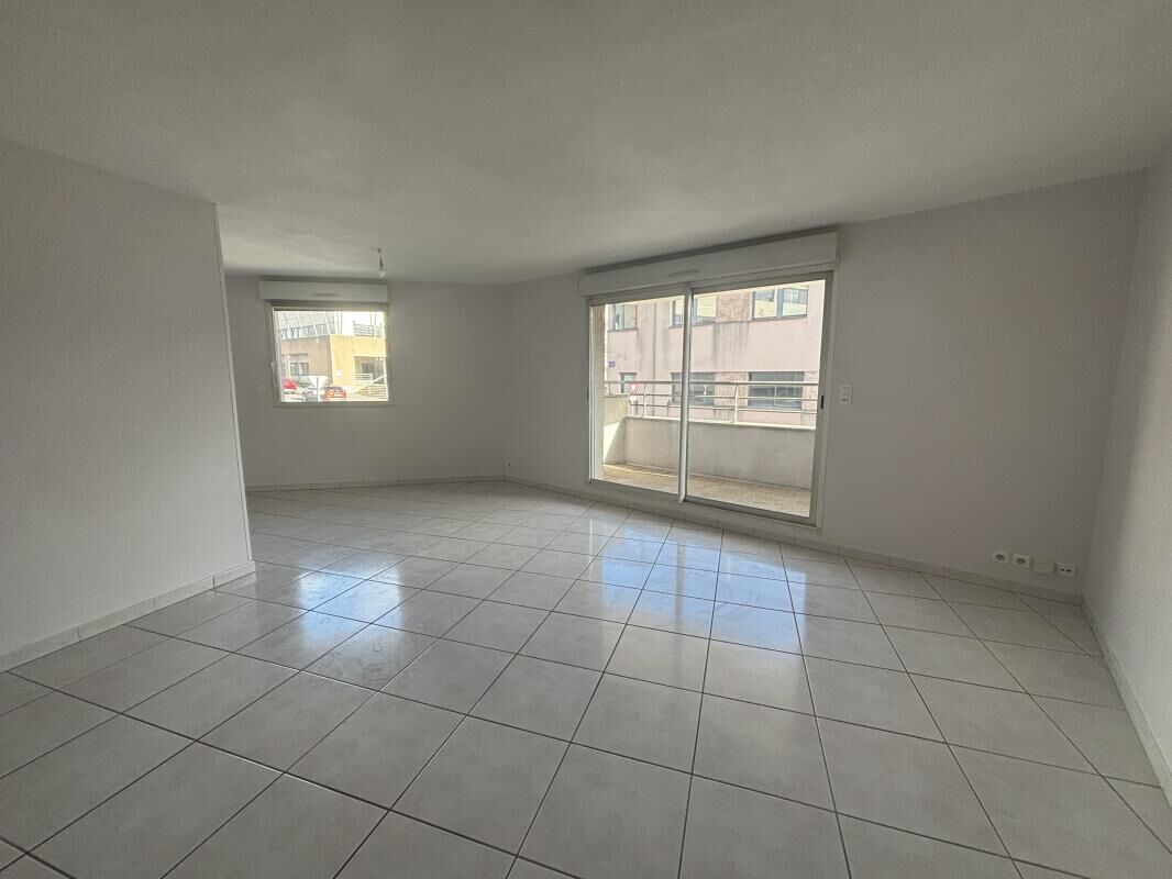 Appartement  T4 à louer Rodez 12000