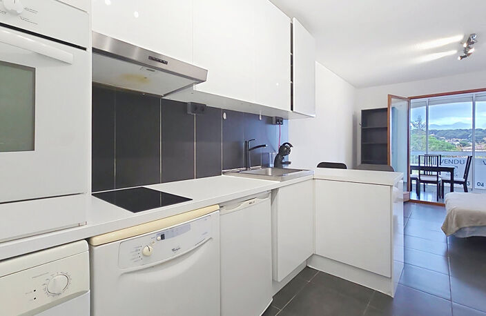 Appartement Sanary-sur-Mer 1 pièce(s) 27 m² — photo 2