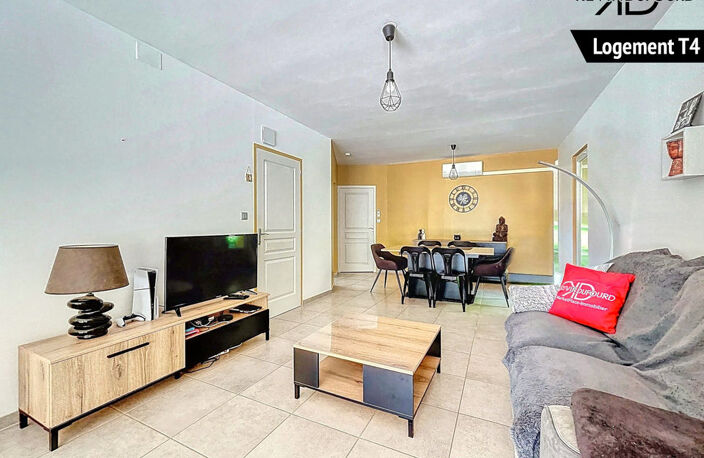 Maison avec 2 gîtes de 225 m² terrain de 2990 m² PISCINE à — photo 5