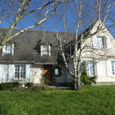 Maison 6 pièces 335475 €