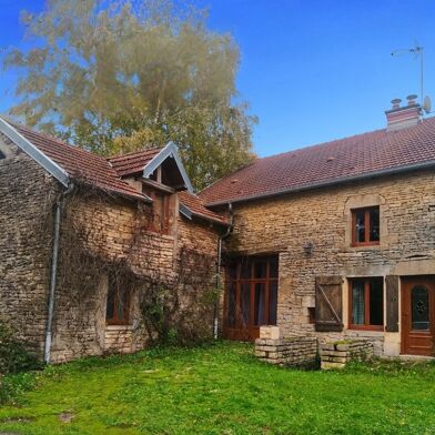 Maison 7 pièces 136000 €