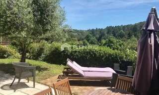 Maison 5 Pièces 95 m² à louer à Valbonne (06560)