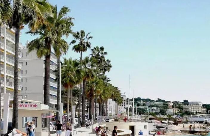 En front de mer, superbe appartement 3 pièces ouvrant sur une te — photo 5