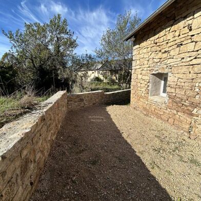 Maison 4 pièces 890 €