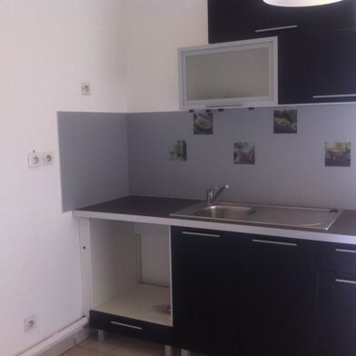 Appartement 3 pièces 935 €