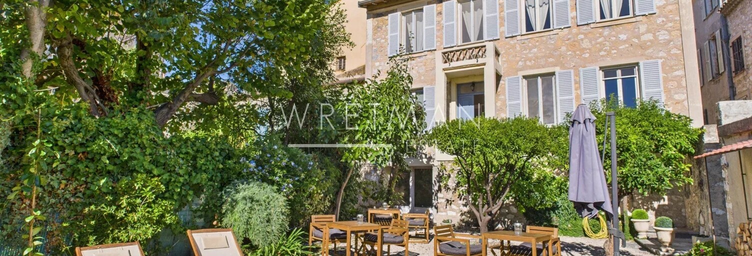 Maison 9 Pièces 203 m² à vendre à Vence (06140)