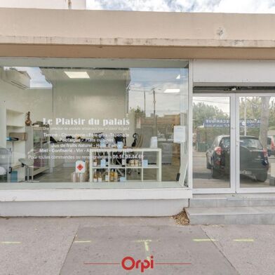 Commerce  199000 €