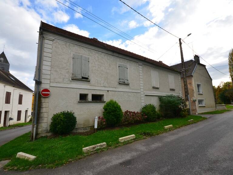 CONDÉ EN BRIE (02) à vendre immeuble de rapport — photo 1