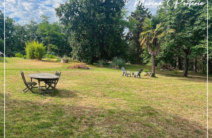 Dpt Gers (32), à vendre proche de VIC FEZENSAC maison P5 de 200 m² - Terrain de 3 920,00 m² — photo 3
