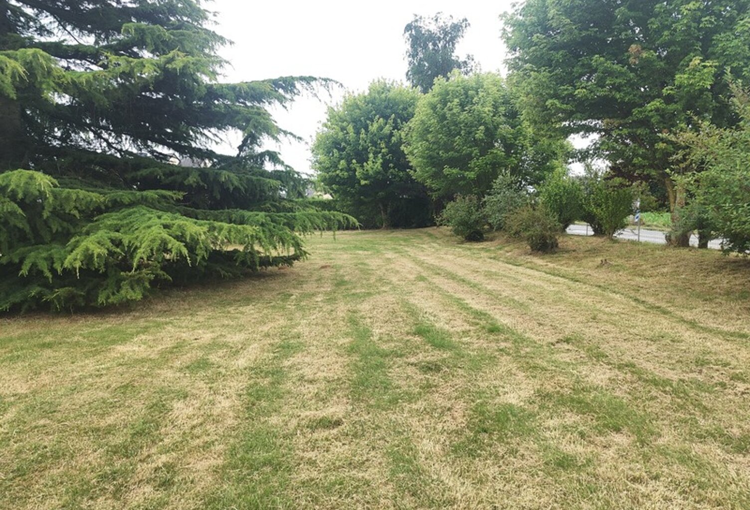 Terrain à vendre  IRODOUER (35) — photo 1