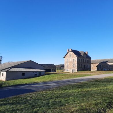 Maison 7 pièces 499000 €