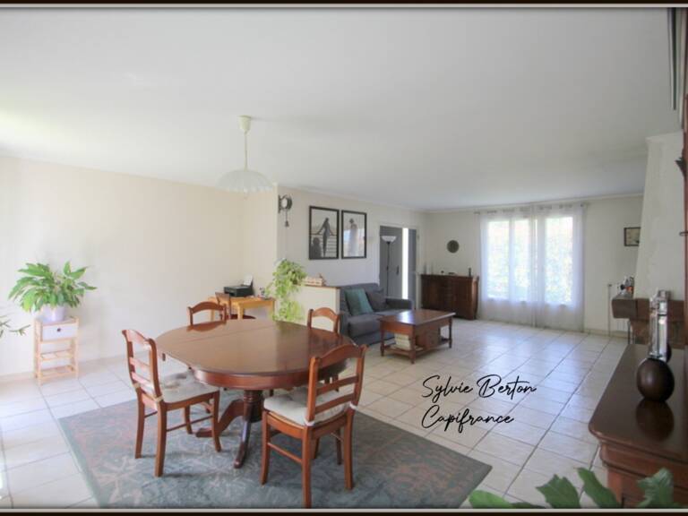 VAUJOURS Maison 4 pièces - 92 m2 avec sous-sol total — photo 1