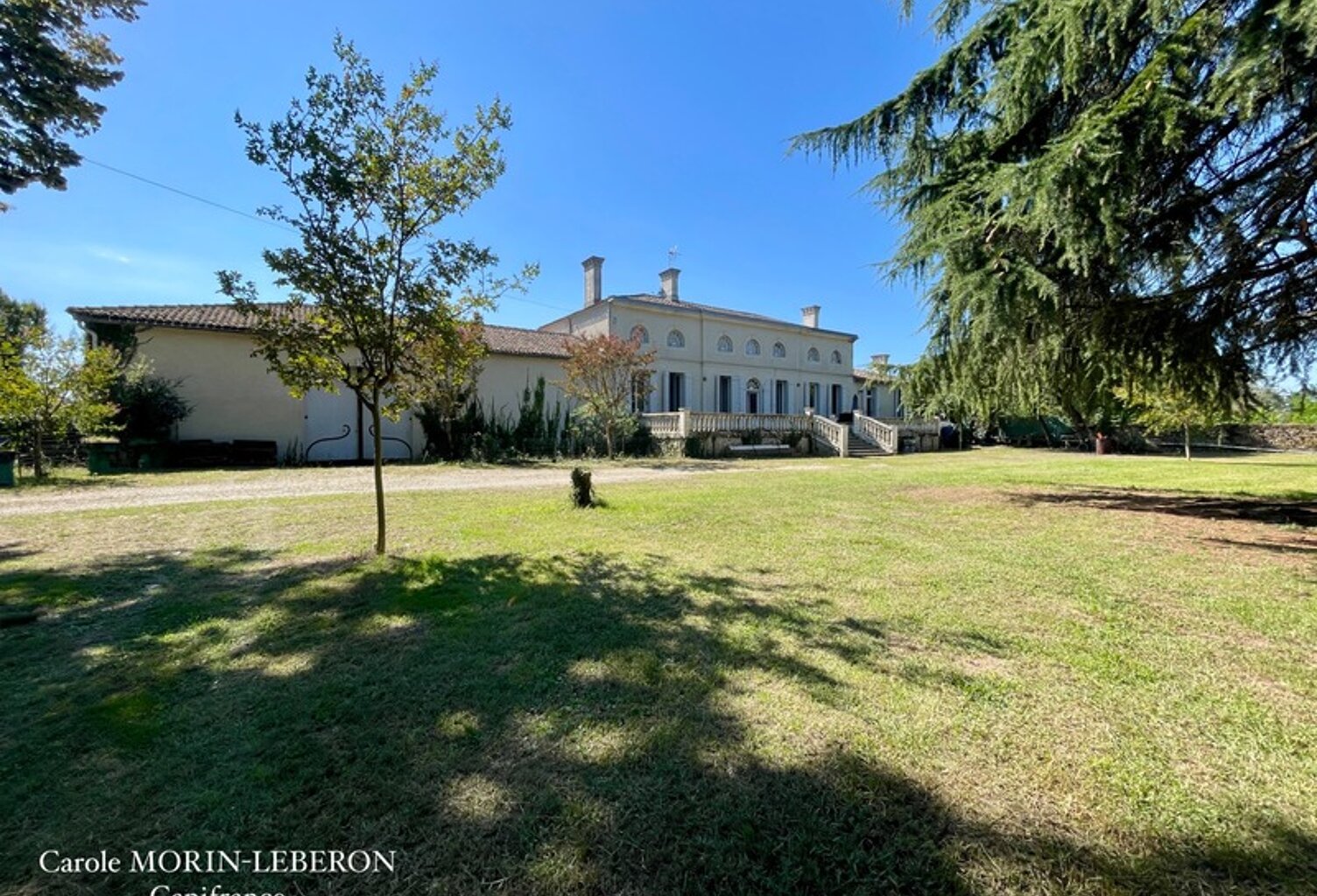 Axe La Réole-Marmande, maison bourgeoise, grange attenante et terrain 11 800 m² — photo 1