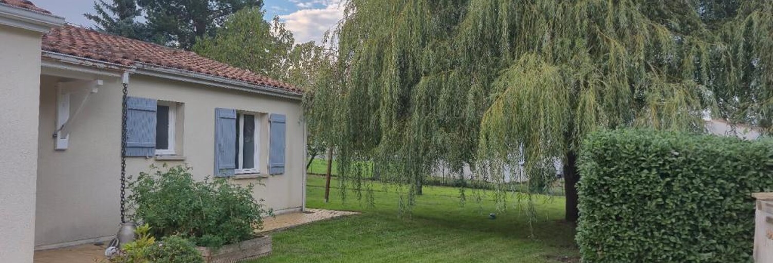 Maison 6 Pièces 115 m² à louer à Burie (17770)