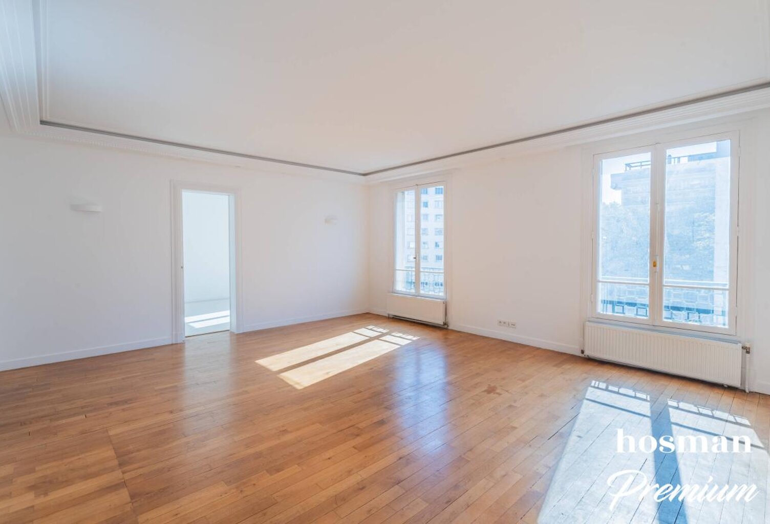 Rare appartement 5 pièces - 152 m2 - Traversant - Entièrement rénové - Square Henry Paté, Paris 16ème — photo 1