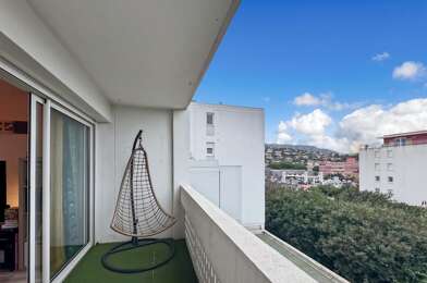 Appartement 4 pièces 230000 €