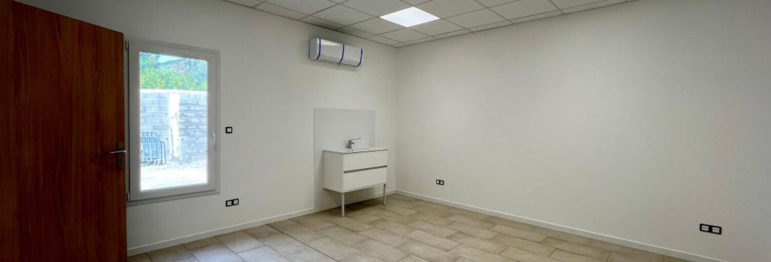 Bureau   m² à louer à Penta-di-Casinca (20213)