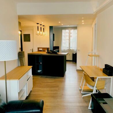 Appartement 3 pièces 1294 €