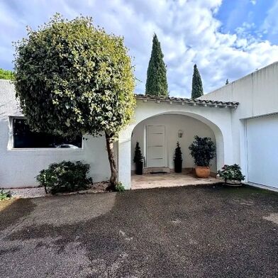 Maison 5 pièces 526600 €