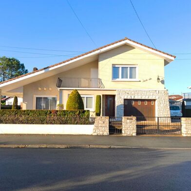 Maison 7 pièces 449000 €