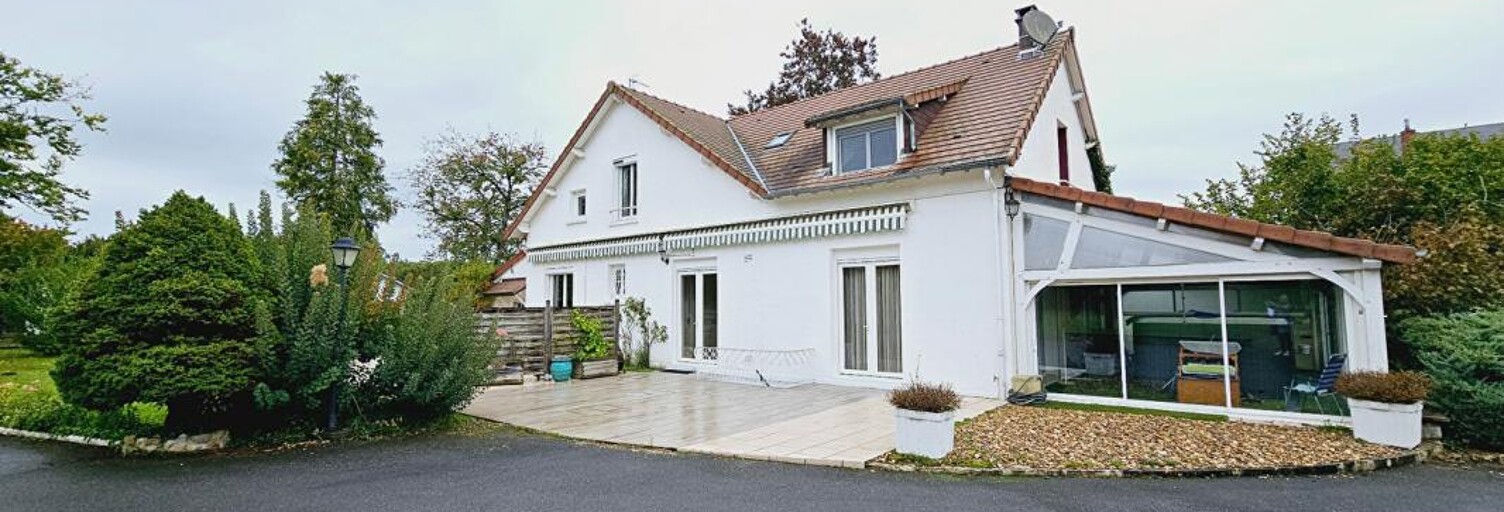 Maison 9 Pièces 229 m² à vendre à Avord (18520)