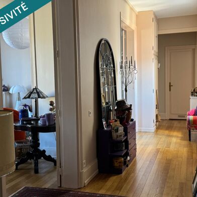 Appartement 4 pièces 230000 €