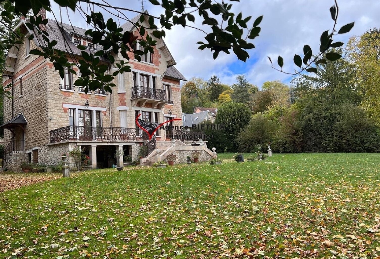 Vente maison 10 pièces 433 m² Parmain (95620) — photo 1