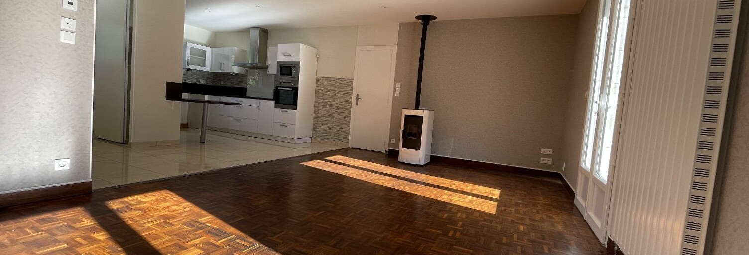 Maison 7 Pièces 119 m² à vendre à Eyjeaux (87220)