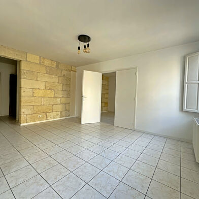 Appartement 3 pièces 690 €