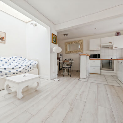 Appartement 3 pièces 230000 €