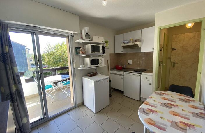 APPARTEMENT T 1 BIS DE 21 M2 AVEC TERRASSE COUVERTE 8.37 M2 — photo 5