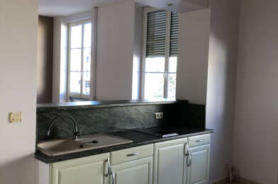 Appartement 3 pièces 640 €