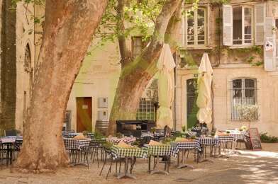 Commerce  154000 €