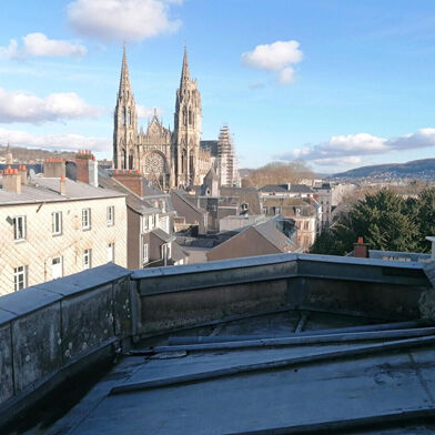 Appartement 4 pièces 1040 €