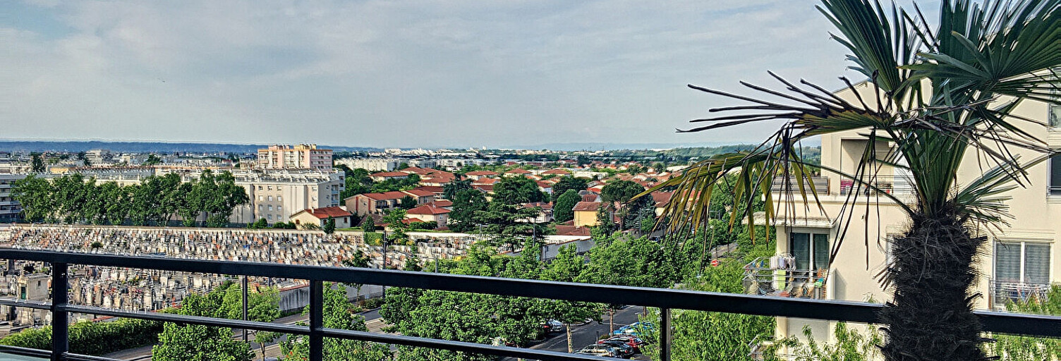 Appartement 3 Pièces 66 m² à louer à Bron (69500)